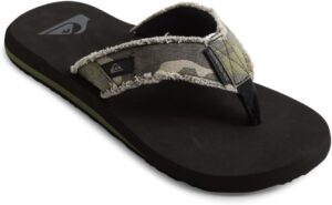 Quiksilver Carver Suede Core men's suede sandals featuring rubber sole and cushioned comfort, designed for everyday summer wear in the United Kingdom