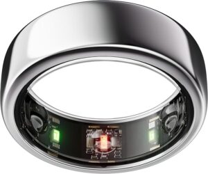 Oura Ring Gen 3 Horizon in silver showing health and sleep tracking features for UK users