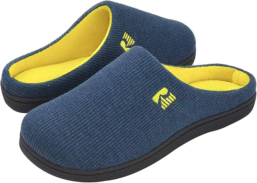 RockDove Men's Original Two-Tone Memory Foam Slippers with non-slip rubber sole and breathable waffle-knit upper, perfect for men in the United Kingdom.